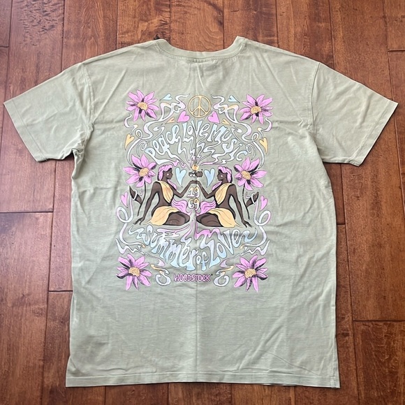 NWT Cotton On Short Sleeve Oversized Woodstock Summer Of Love Tee Size M - Picture 2 of 6